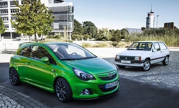 Der Corsa OPC als Nürburgring Edition neben dem Corsa A.